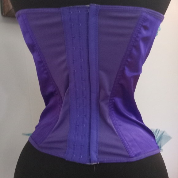 Mermaid Oceana Goddess of the Ocean Women's stretchy purple bustier size medium - Picture 4 of 6